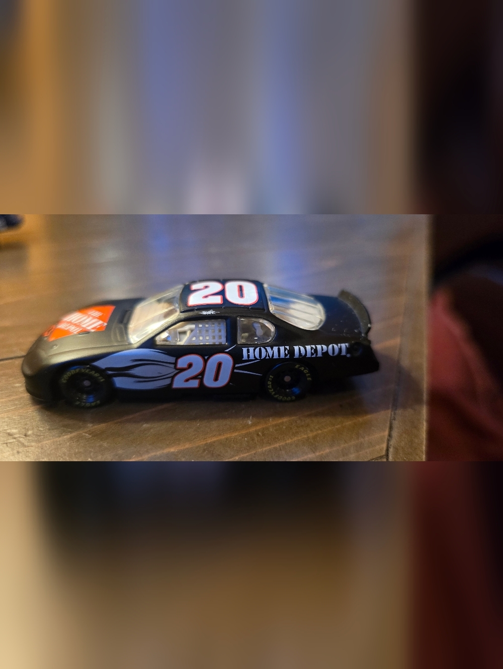 #20 Tony Stewart NASCAR 1:64 Diecast 2005 Black Test Car Home Depot Montw Carlo